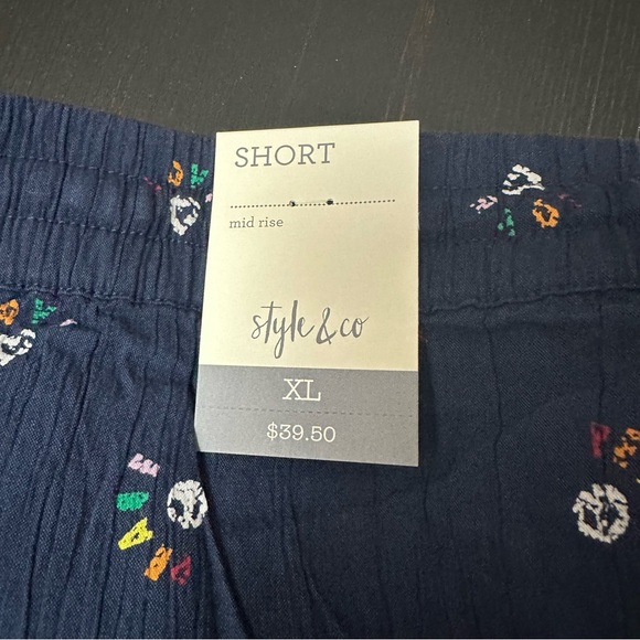 Style & Co Peace-Print Shorts - Picture 10 of 11